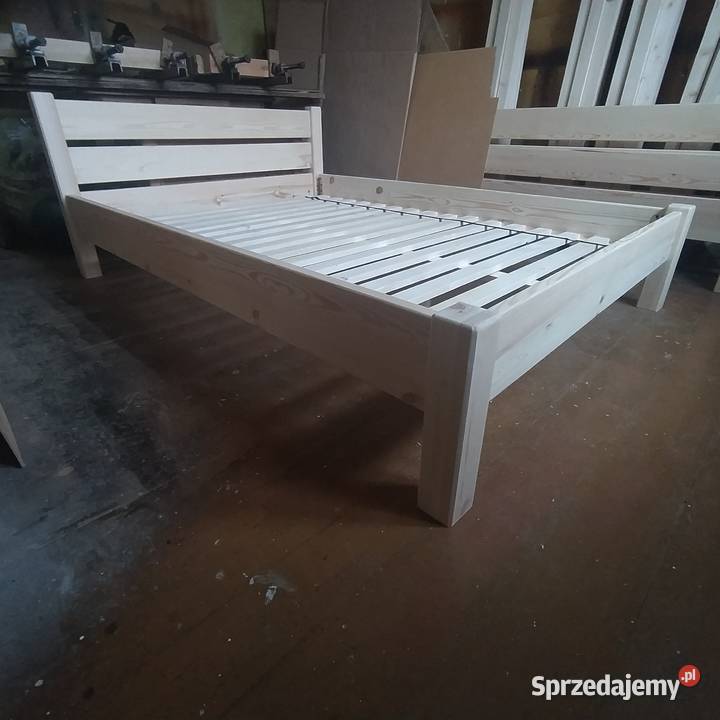 Nowe wytrzymałe łóżko sosnowe 140x200 na Nisko sprzedam