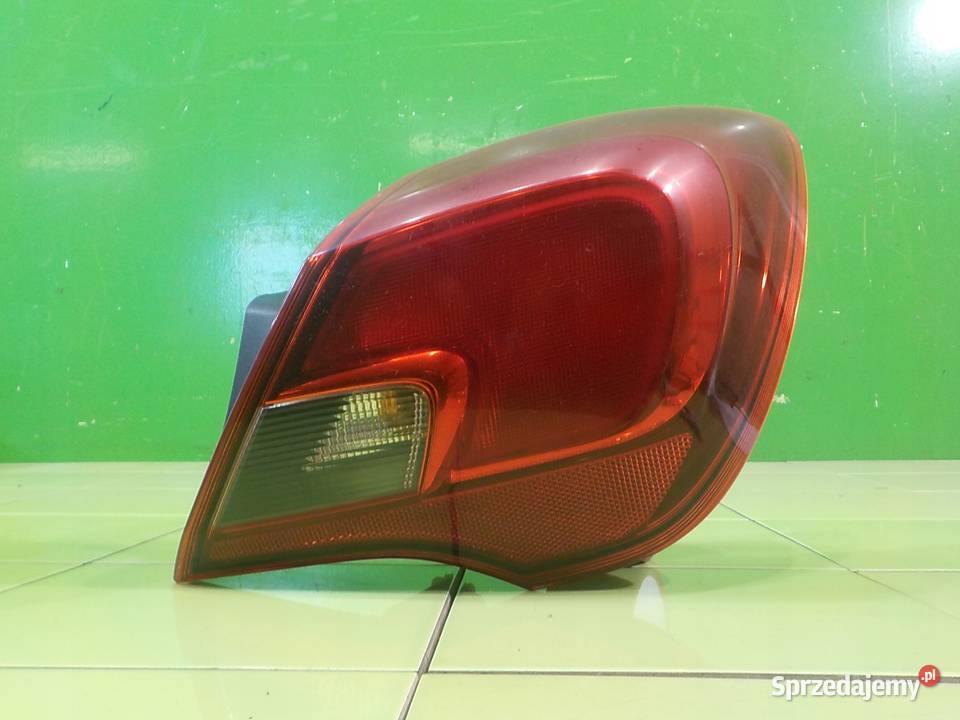 OPEL CORSA E 10 T 15r HB 3D lampa prawa tyl Suków