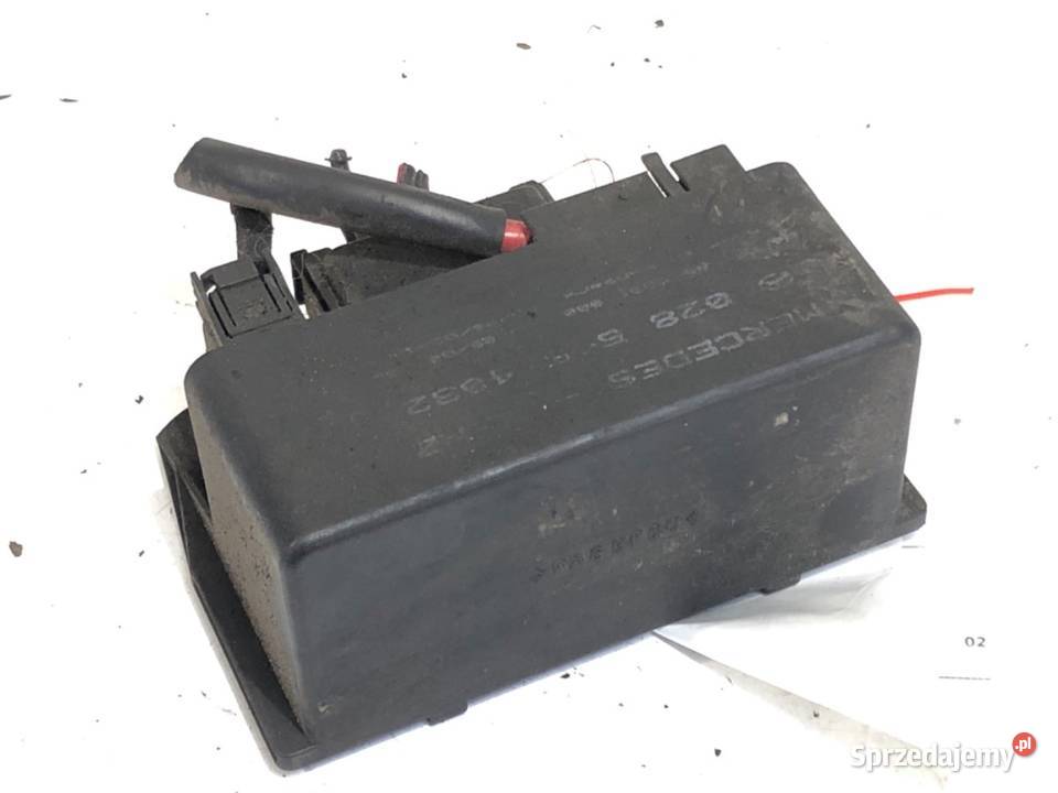 PRZEKAŹNIK ŚWIEC ŻAROWYCH MERCEDES W211 27 177