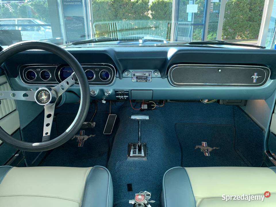 FORD Mustang 48 o mocy 276 automatyczna Kraków