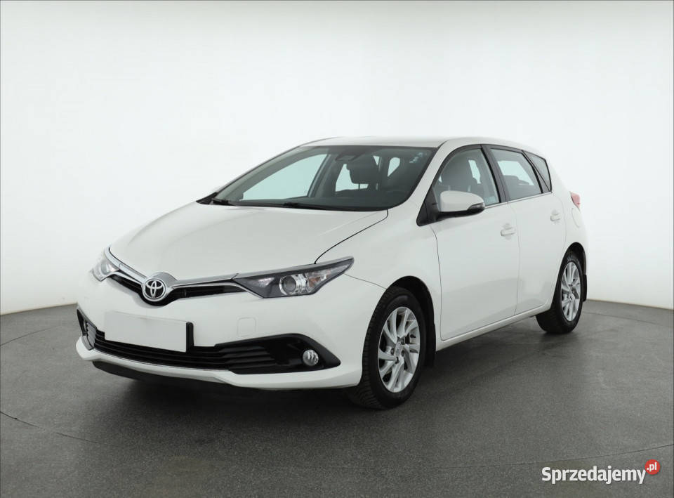 Toyota Auris 16 Valvematic Rok produkcji 2018 Piaseczno