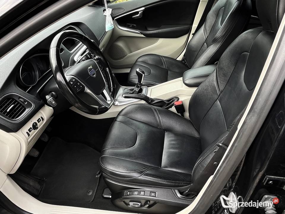Volvo V40 SUMMUM Nawigacja skórzana tapicerka mazowieckie sprzedam