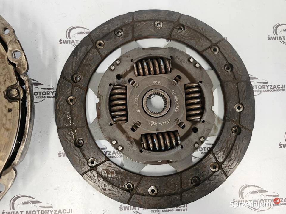 VW CADDY GOLF 20 SDI BST 70 sprzęgło tarcza świętokrzyskie