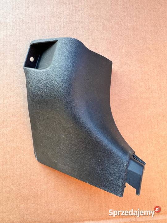 Osłona progu prawy przód Toyota Yaris III 1120 osobowe Osłony i zaślepki Brzesko