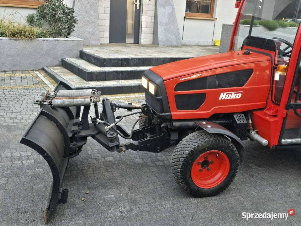 ciągniki Hako Hakotrac 3000 DA 4X4 ciągnik Skępe