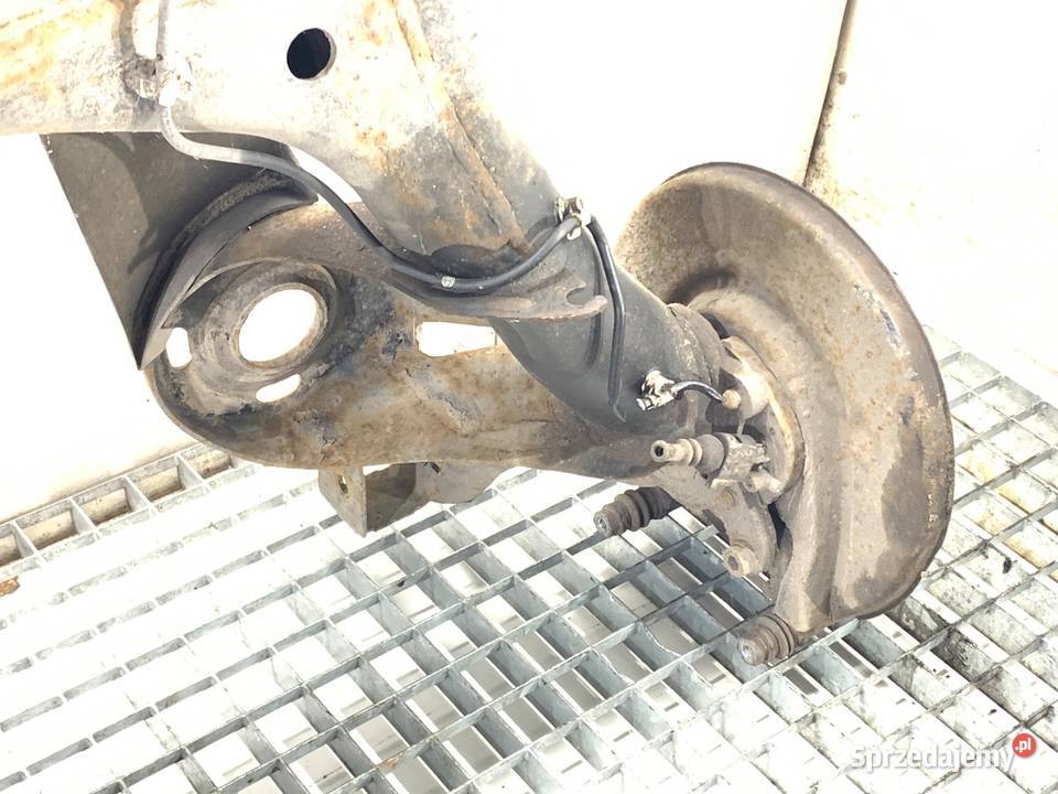 BELKA TYŁ SKODA RAPID Hatchback TYLNA