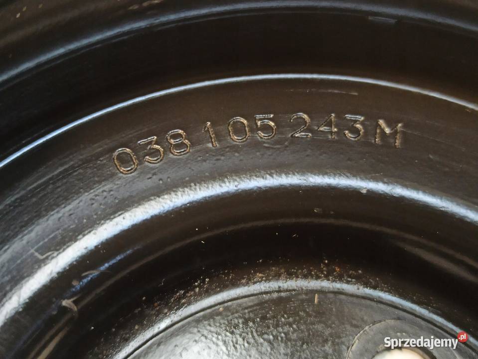 KOŁO PASOWE VW AUDI 20 TDI 038105243M