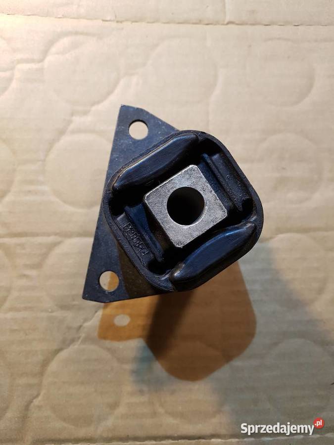 tuleja gumowa tylna miękka prawa BMW E21 Gdańsk