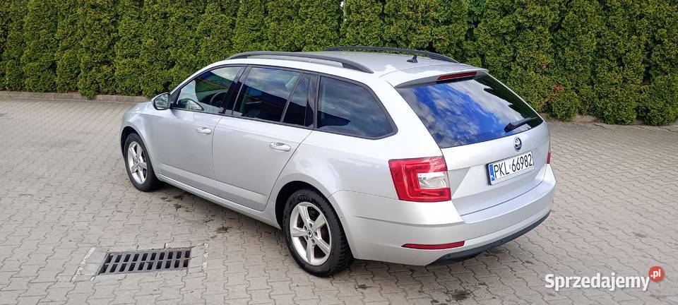 Skoda Octavia 15 TSI 150 srebrny Bylice