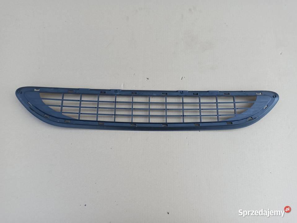 CKLASA W203 KRATKA ZDERZAKA ŚRODKOWA A2038853023 Trzciel sprzedam