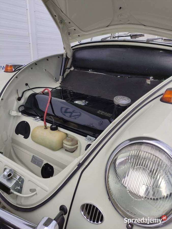 Volkswagen Garbus z otwieranym dachem 1966r Stargard