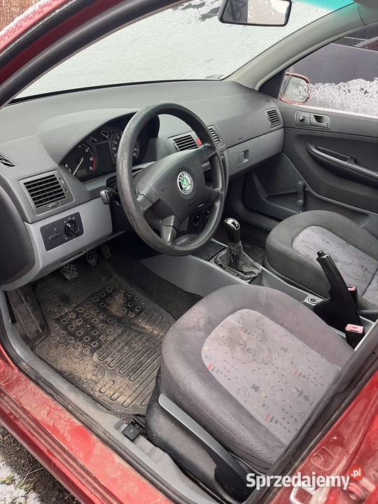 Skoda fabia 12b w całości