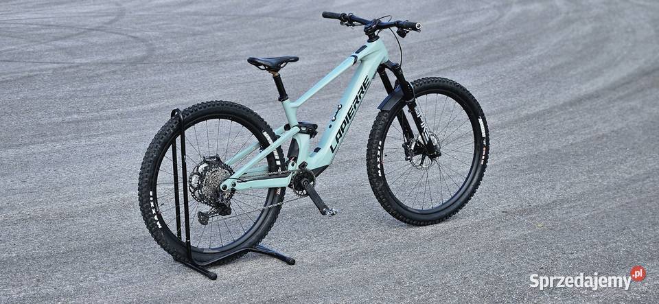 Rower elektryczny Lapierre eZESTY AM LTD carbon świętokrzyskie