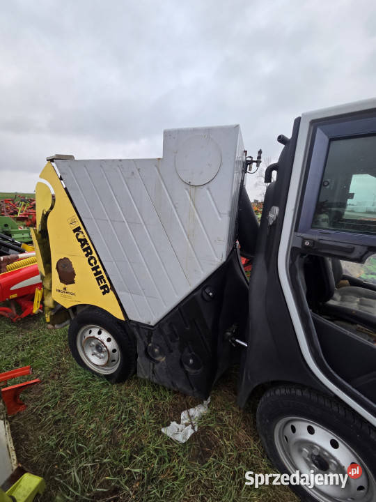 Zamiatarka przegubowa KRCHER ICC 2 D