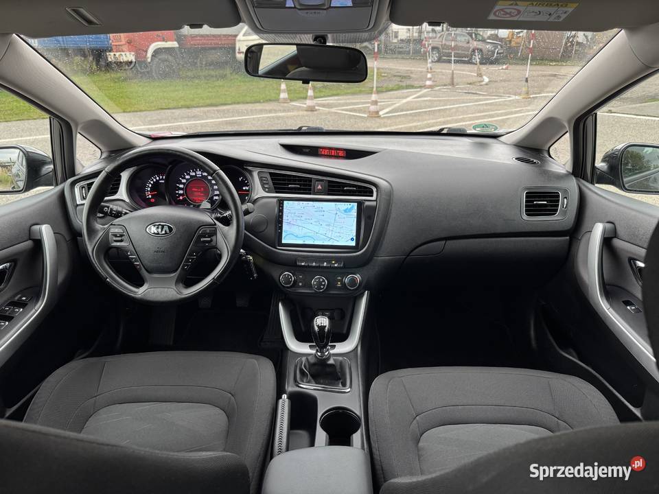 Kia Ceed 14 BENZYNA Klimatyzacja Nawigacja ASR (kontrola trakcji) Konin