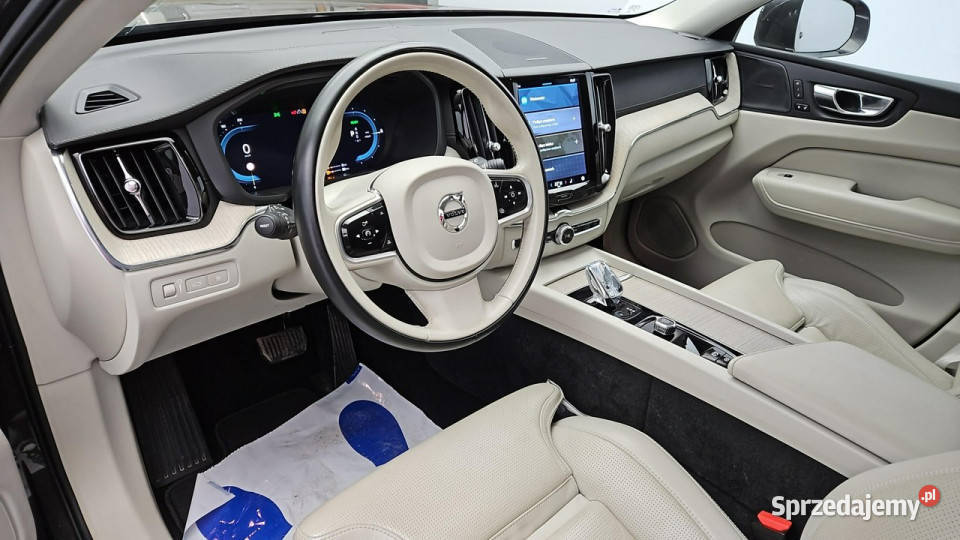 Volvo XC 60 PlugIn Hybrid AWD Inscription Z bluetooth Warszawa