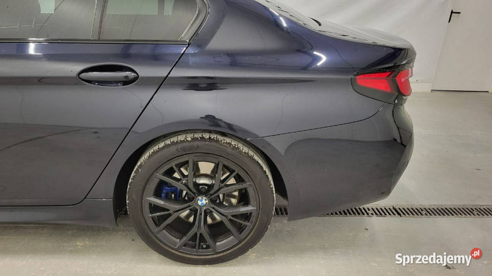 BMW 530 d mHEV M Sport sportaut G30 2017 światła do jazdy dziennej Grójec