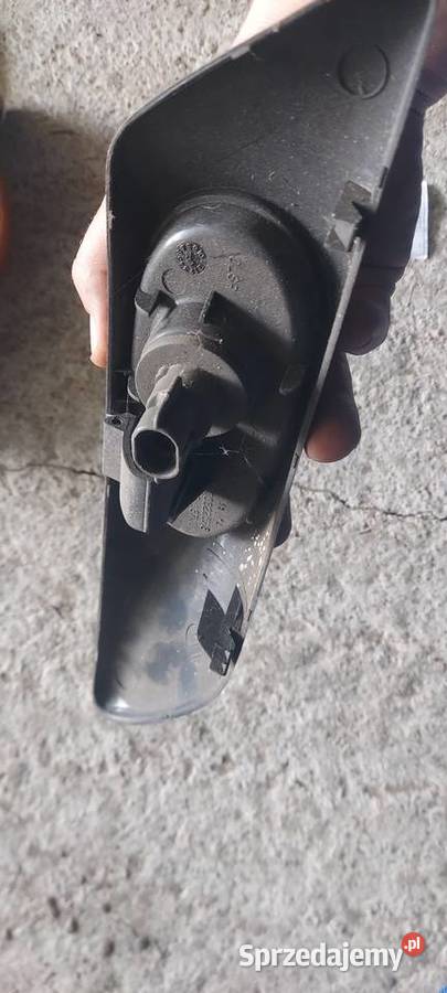 Iveco Daily kierunkowskazy OEM listwa maski oem Płońsk sprzedam