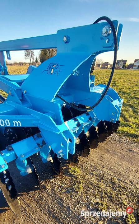 Agregat talerzowy uprawowosiewny z hydropakiem