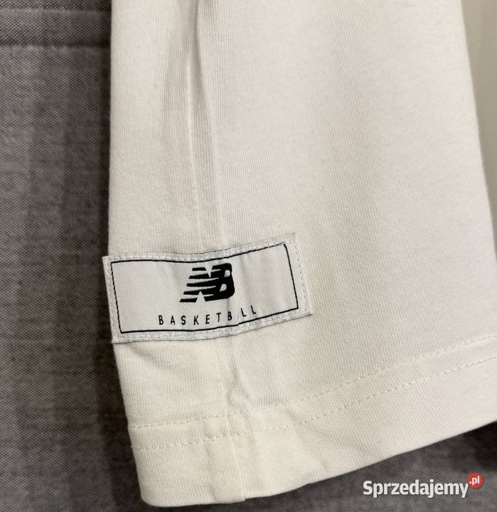 Biała męska koszulka z nadrukiem Balance rozmiar Rozmiar L Odzież sportowa Żyrardów sprzedam