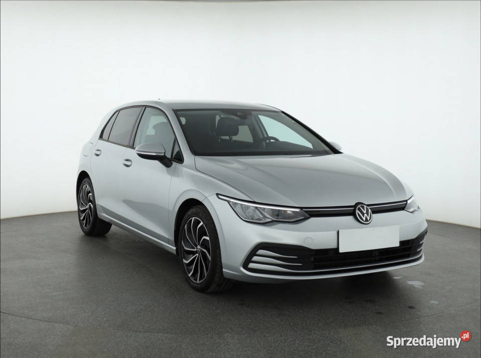 VW Golf 15 eTSI światła LED Piaseczno