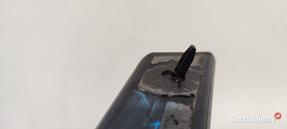 VOLVO XC40 LISTWA BŁOTNIKA PRAWY TYŁ RECHARGE Listwy i nakładki