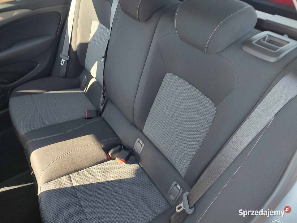 Opel Insignia B 95 model 2018 16 diesel 136 garażowany mazowieckie Ostrówek sprzedam