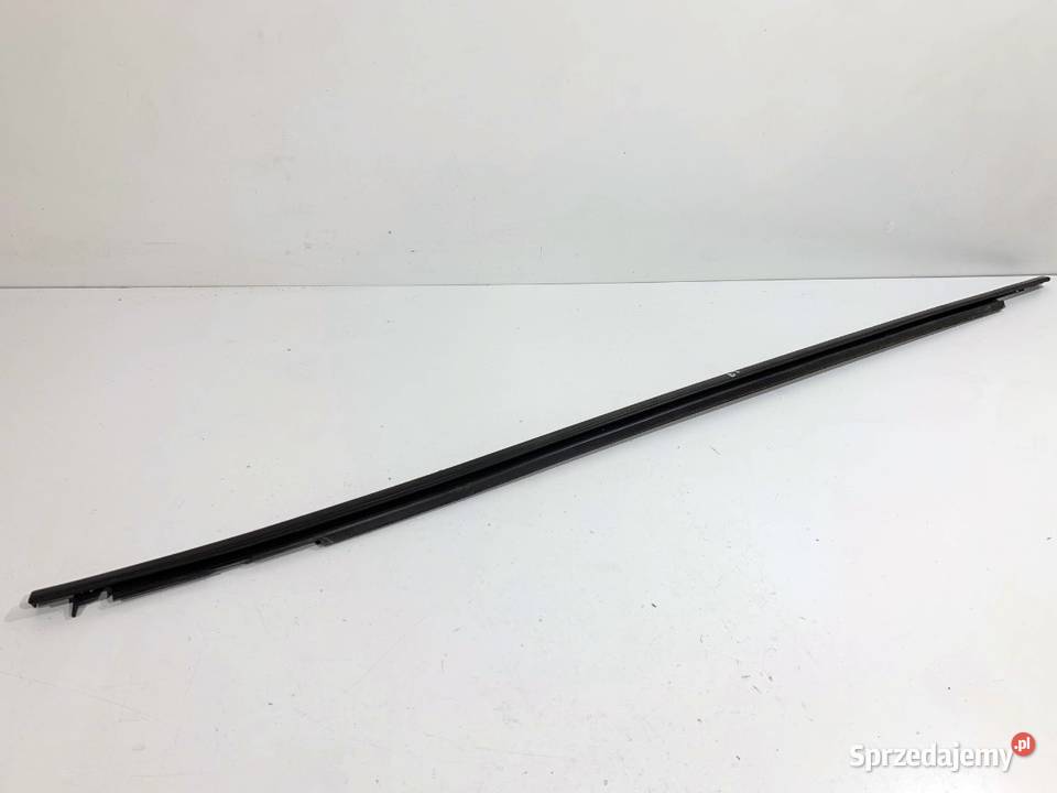 LISTWA ZGARNIAJĄCA PRZÓD LEWY TOYOTA COROLLA E21