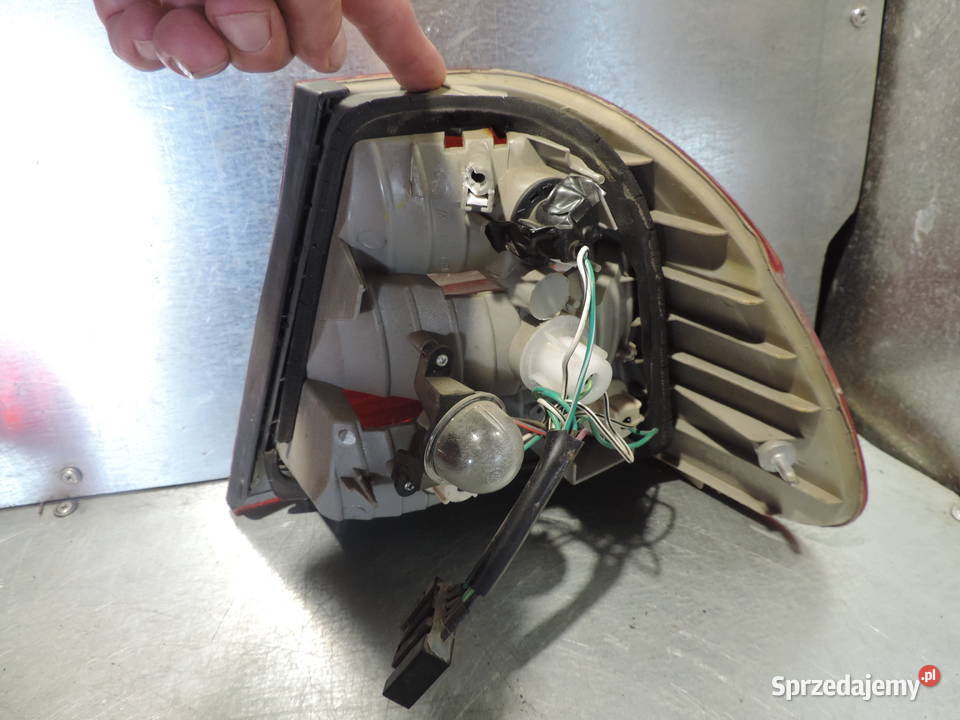 BMW E46 PRZED LIFT SEDAN LAMPA TYLNA LEWA małopolskie Nowy Sącz sprzedam
