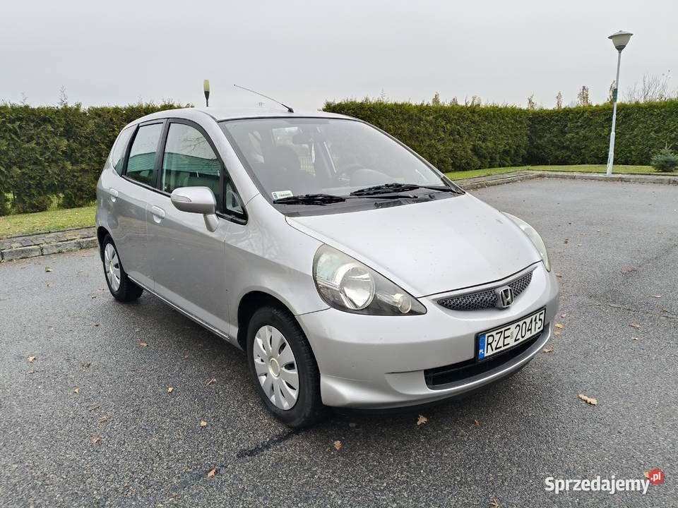 Honda Jazz 14 Benzyna Klimatyzacja 2005 manualna Rzeszów