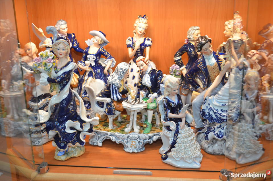 Figurka Porcelana reg Alba Iulia Rumunia koronki Środa Wielkopolska
