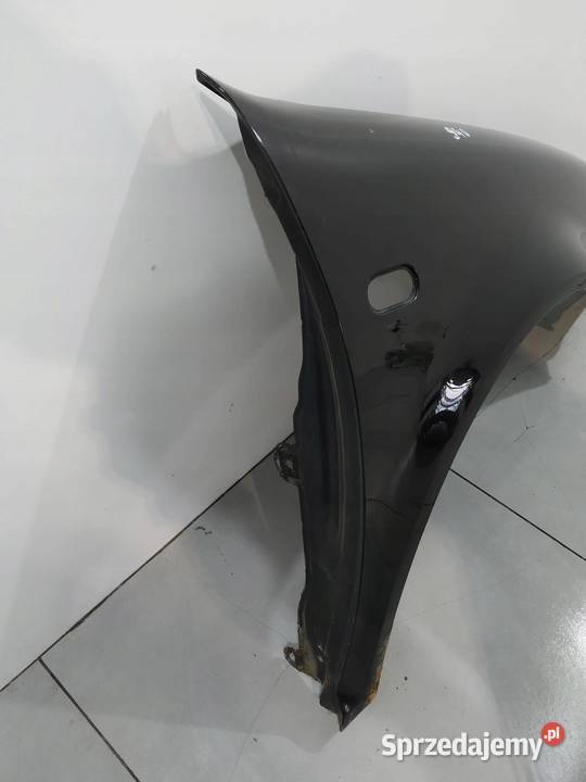 BŁOTNIK PRAWY PRZÓD CZARNY VW Volkswagen Golf IV