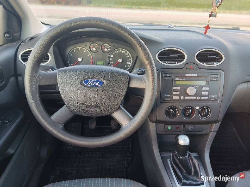 5 drzwi Ekonomiczny FOCUS 2005 poj 16 benz skrz Elbląg