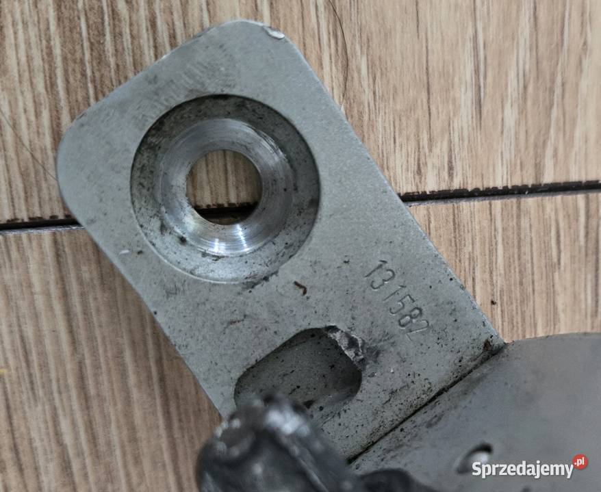 Oryginalny zawias MercedesBez W203 Starogard Gdański