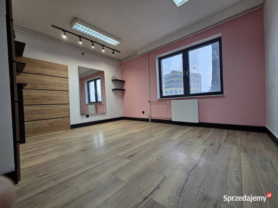 Wynajmę lokal ok 2950m2 na parterze w Rzeszowie podkarpackie Rzeszów sprzedam