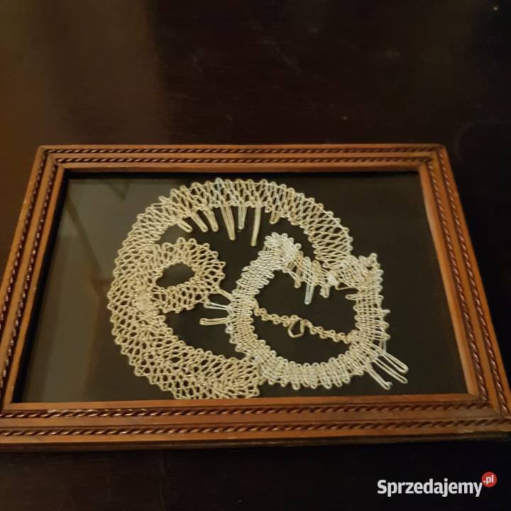 Arcydzieła wykonane metodą koronki klockowej Dom i Ogród Sarny Wielkie