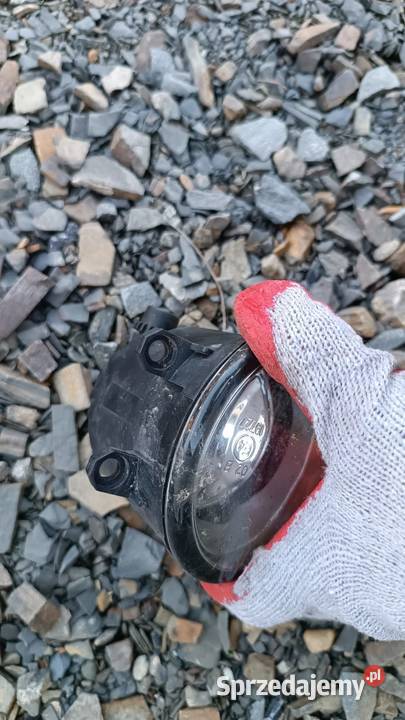 Halogen prawy przód Toyota Auris I lift osobowe