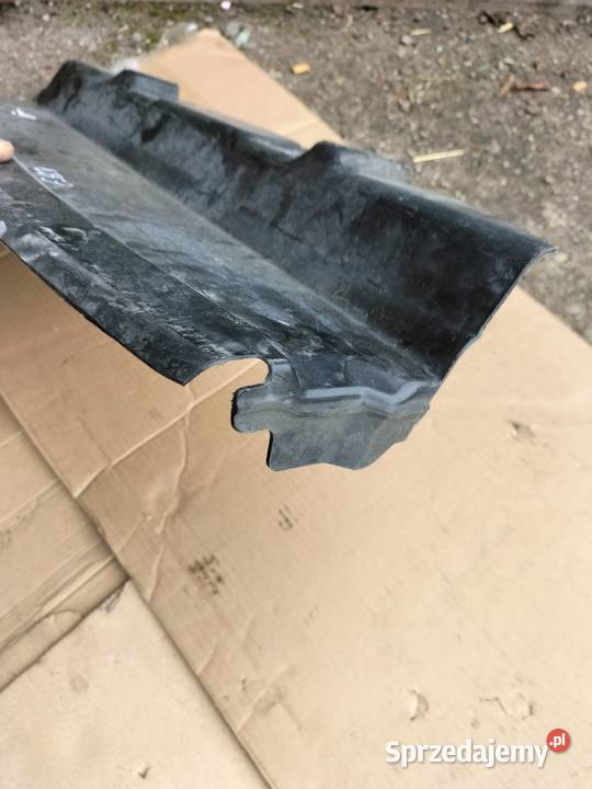 BMW E81 E87 511643 OSŁONA CHŁODNICY Kamień-Kolonia