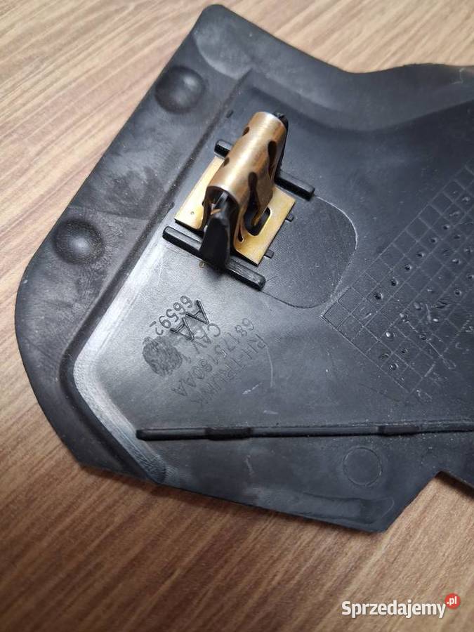 Zaślepka zderzaka tył Challenger małopolskie Dąbrowa Tarnowska