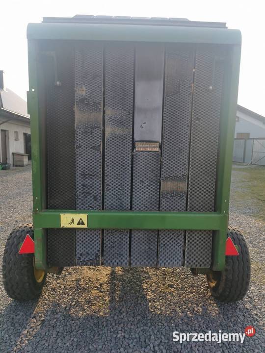 Prasa John Deere 550 zmiennokomorowa pasowa Małomierzyce