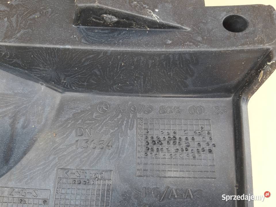 MERCEDES ATEGO GRILL ATRAPA EMBLEMAT A9738800023