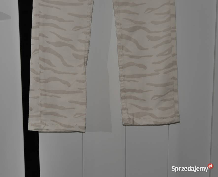 HM śliczne spodnie zebra nowe 122 Wrocław