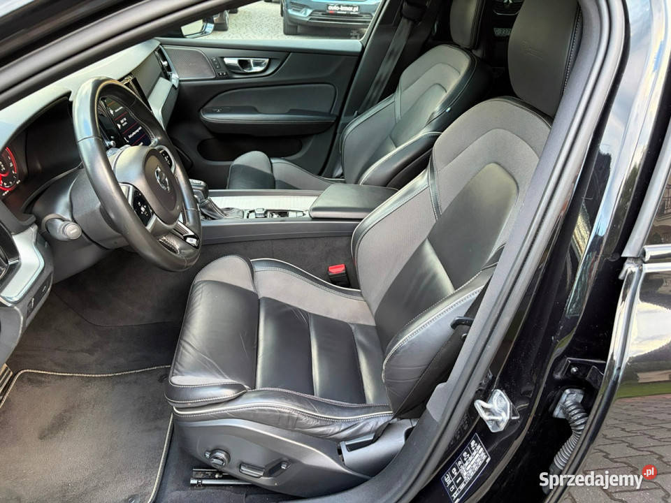 Volvo V60 20 D4 190 RDesign Panorama Skóry Lipówki