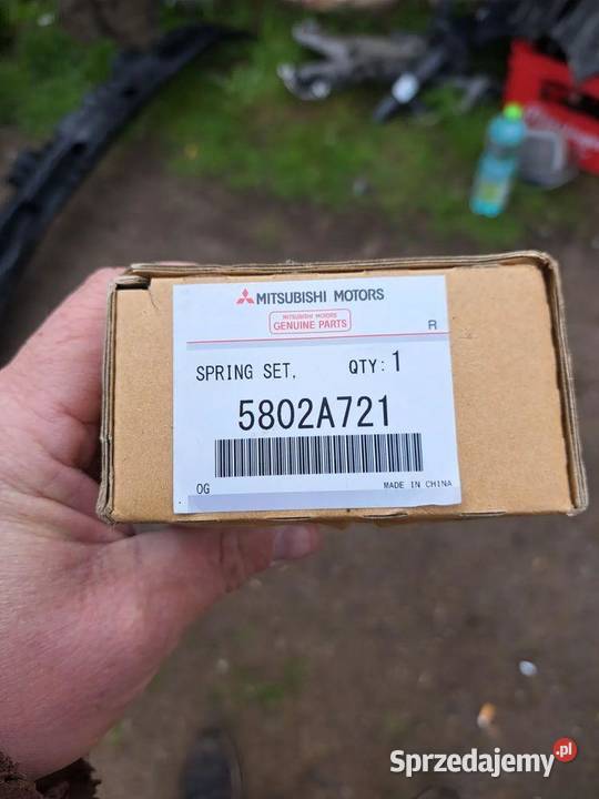 siłownik siłowniki klapy bagażnika Mitsubishi osobowe dolnośląskie