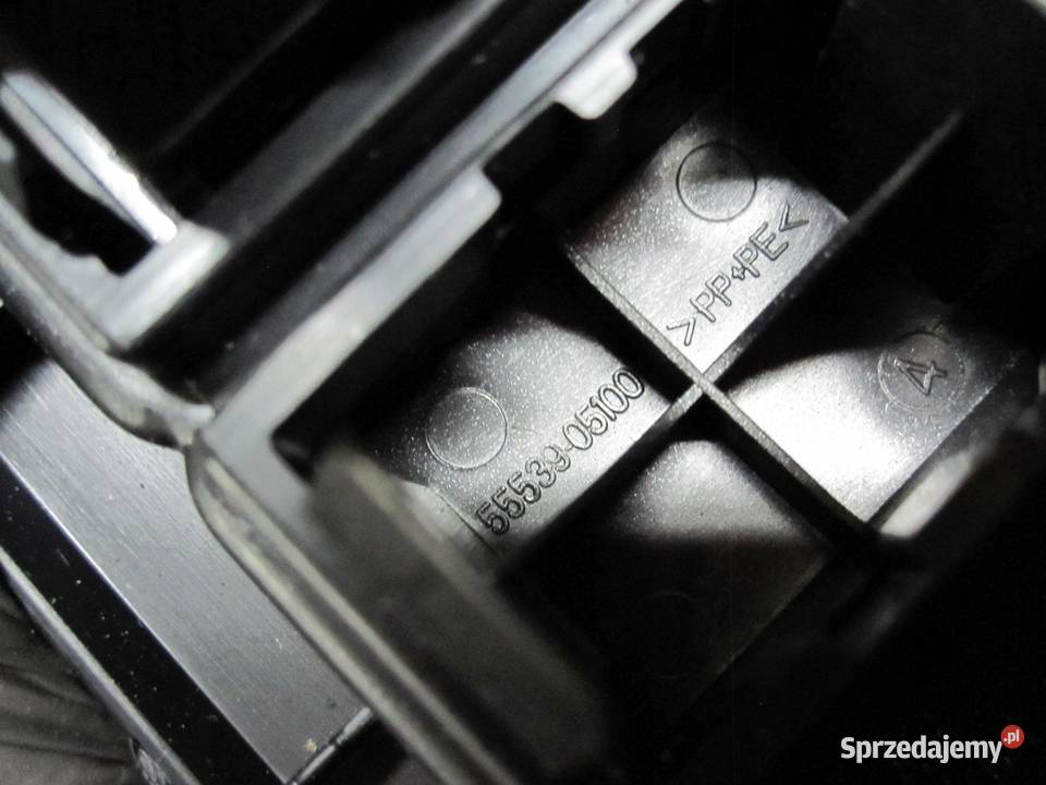 TOYOTA AVENSIS T27 III 10r panel przycisków osobowe