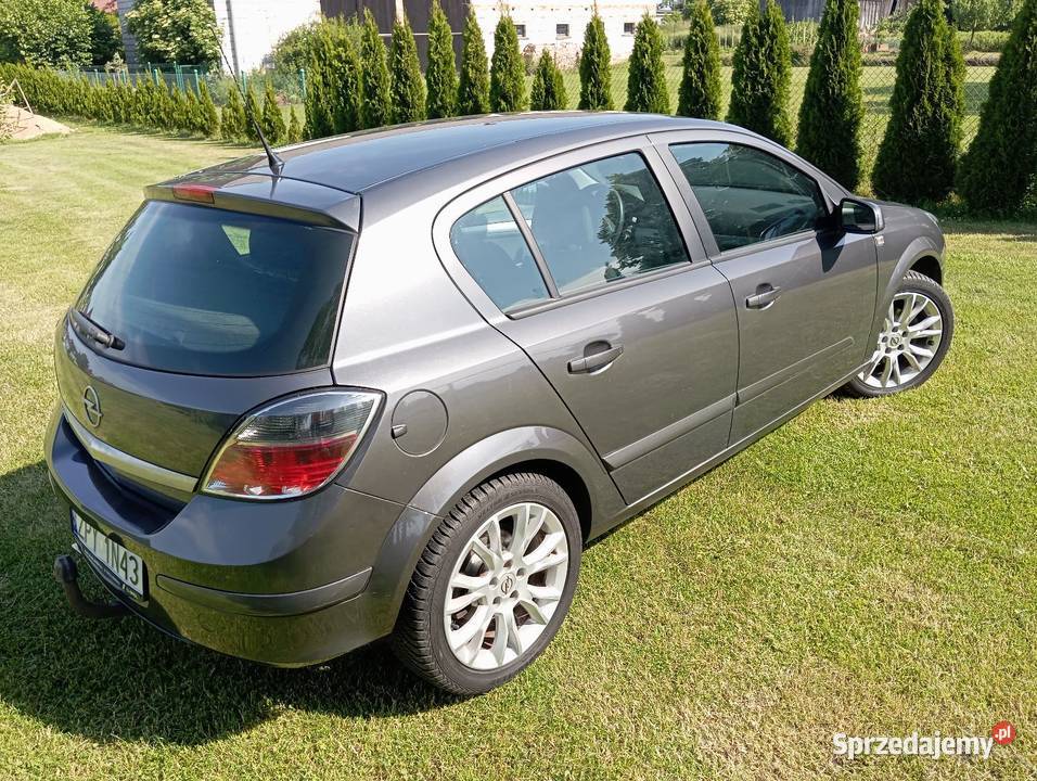 Opel Astra 18 140 Sport bezwypadkowy książka lakier metallic Opel Stargard