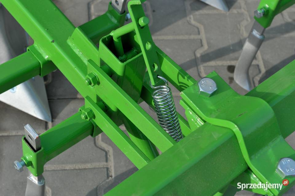 Pielnikoobsypnik 3sekcyjny dwurzędowy P475 Bomet podkarpackie Tajęcina sprzedam