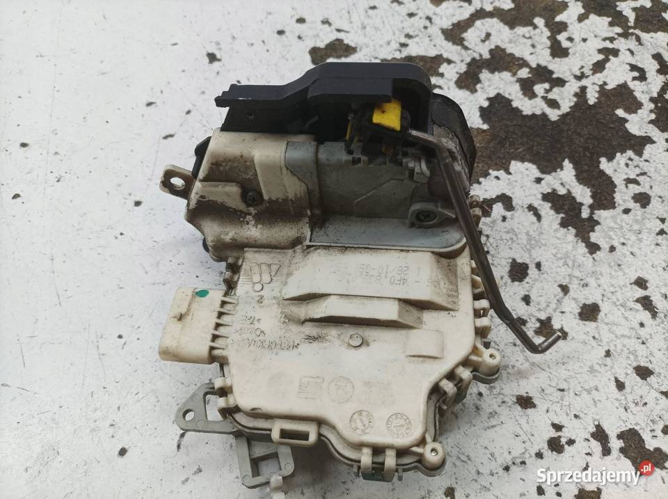 ZAMEK DRZWI TYŁ PRAWY 4F0839016J Audi A6 III osobowe