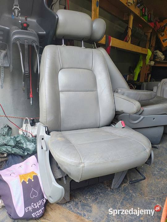 Fotele Kia carnival 6 Rumia
