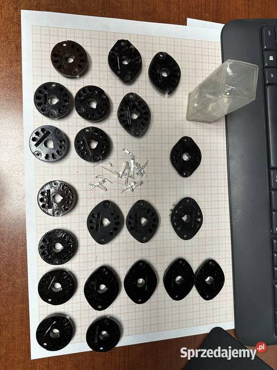 Podstawki lampy EF11EL155AZ12EF14i inne Y8A 21 Czechowice-Dziedzice